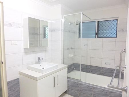 Spacious Ground Floor Unit – Prime Bakewell Location - Photo 4