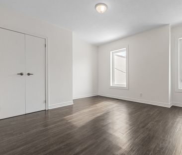 For Lease - 2040 Dundas Street Unit# 2, Toronto, Ontario - Photo 4