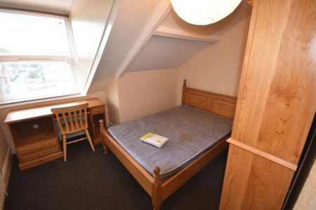 5 bedroom maisonette to rent - Photo 4