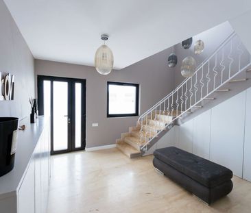 Vila De Inchiriat | Acces ponton privat | Jacuzzi exterior | Snagov - Photo 5