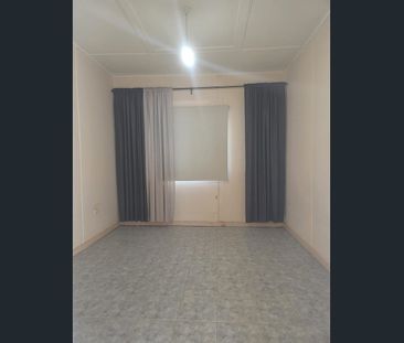 2 Bedroom Home with Sleepout - Photo 2