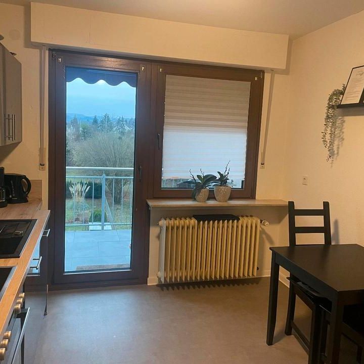3 Zimmer DG Wohnung mit Balkon in Konz | 850 € kalt | befristet - Photo 1