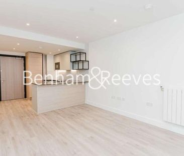 Moorehead Way, Kidbrooke Village, SE3 - Photo 2