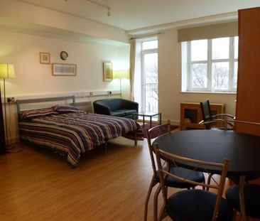 Studio to rent - Photo 4