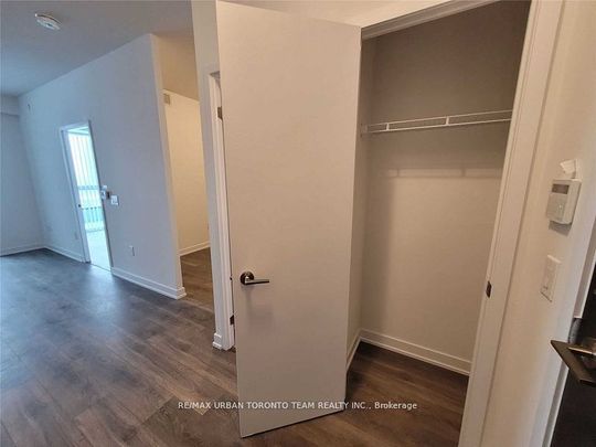 For Lease - 10 Honeycrisp Crescent Unit# 1712, Vaughan, Ontario - Photo 1