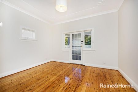 27 Woodland Street, Marrickville, NSW 2204 - Photo 2