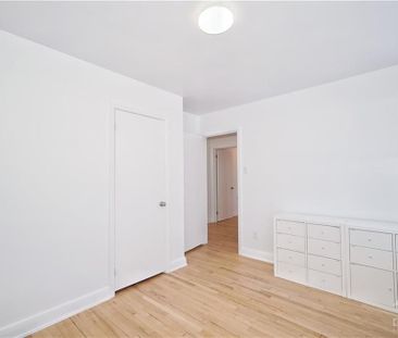 For Lease - 1347 Dorchester Avenue, Carlington - Central Park, Ontario - Photo 2