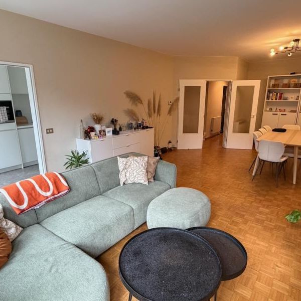 Prachtig gelegen appartement met 2 slaapkamers, lift en garage - Photo 1