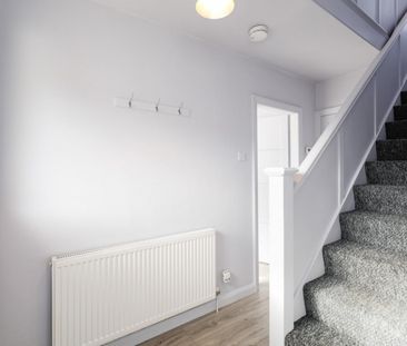3 bedroom House To Let - Photo 6