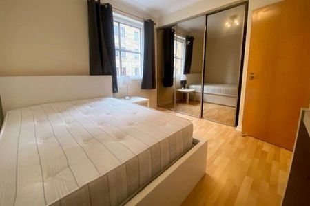 1 Bed Flat - Photo 3