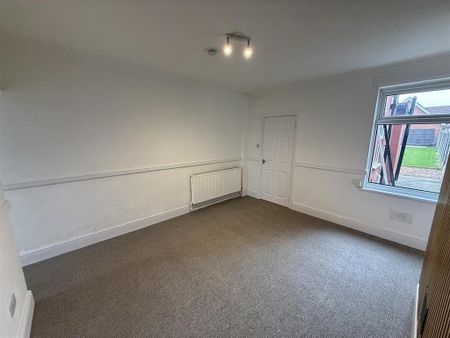 3 bedroom terraced house to rent - Photo 5