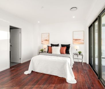 Modern, Comfortable, Well-Presented Home in Schofields - Photo 4