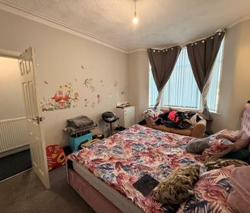 3 bedroom terraced house to rent - Photo 6