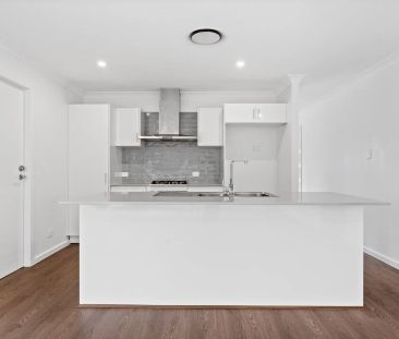 Four Bedroom Family Home - Photo 4