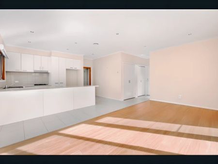 3 Bed, 2 Bath - Photo 3