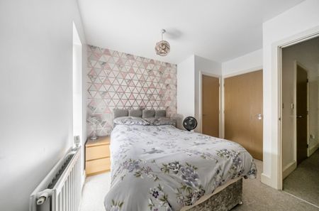 2 bedroom terraced house to rent - Photo 3