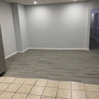 Modern spacious unit high ceilings heart of st.clair west! - Photo 1