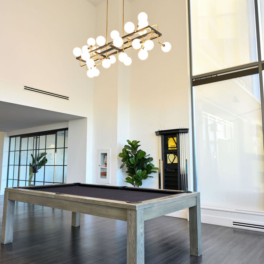 For Lease - 5 Wellington Street Unit# 1803, Kitchener, Ontario - Photo 1