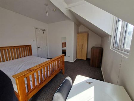 3 bedroom house share to rent - Photo 2