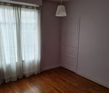 Location Appartement 4 pièces 81m² ANGOULEME 16000 - Photo 6