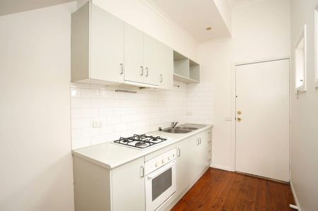 10 Little Bendall Street, Kensington VIC 3031 - Photo 5
