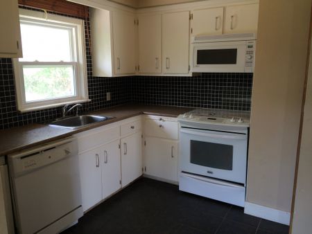 10 Mountainview Drive - Photo 2