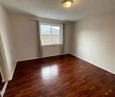 For Lease - 806 Scarborough Golf Clu Road, Toronto, Ontario - Photo 4