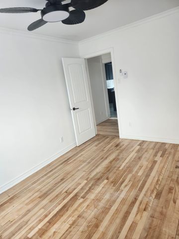 🏡 4 1/2 RÉNOVÉ - 2E ÉTAGE DE TRIPLEX - 1 495$/MOIS 🏡 - Photo 2