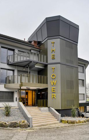 "Abheben im möblierten Apartment "PC-21" im The Tower, Stans" - Photo 5