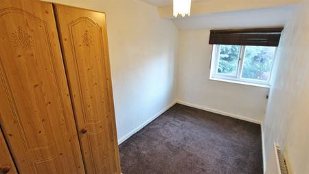 3 bedroom House To Let - Photo 4