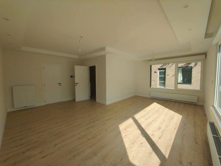 Lichtrijk GLV appartement met 3 SLK te Wilrijk - Foto 4