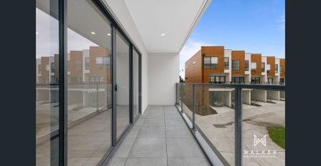 Modern Living Townhouse! - Photo 4