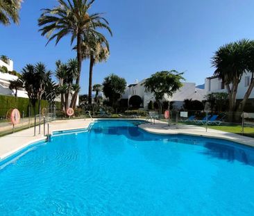Apartment in Nueva Andalucía, Costa del Sol - Photo 4