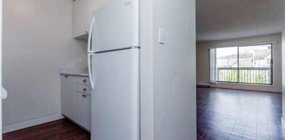 PENDERVILLE : One Bedroom Apartment 1,800$ for March 1st - Photo 2