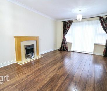 3 bedroom end of terrace house to rent - Photo 2