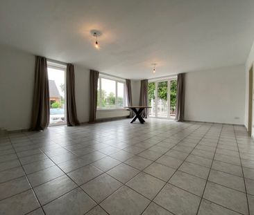 Appartement te huur in Houthalen voor € 890 met 2 slaapkamers - Photo 1