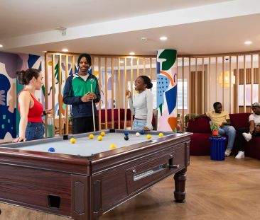 Medium High Double Ensuite - Photo 3