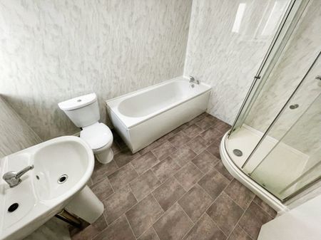 Kimberley Terrace, Georgetown, TREDEGAR - Photo 5