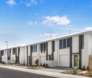 Luxury 3 Bdm Townhouse - Photo 1
