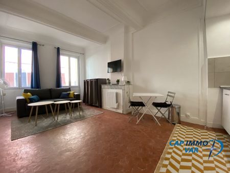 Location Appartement 1 pièce 26m² LE BEAUSSET 83330 - Photo 2