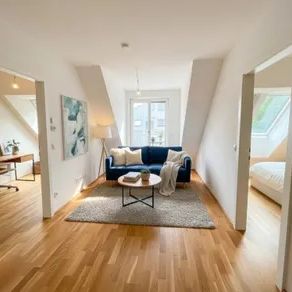 !!!AB 31.11.2026!!! MODERNE 3-ZIMMER-WOHNUNG MIT BALKON & TIEFGARAGE NAHE U6 - Photo 1