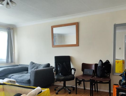 2 Bed Maisonette, Fulmead Road, RG30 - Photo 1