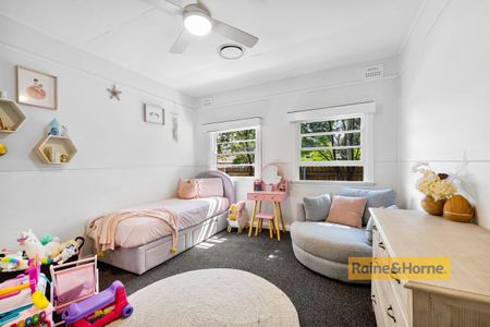 135 Memorial Avenue, Ettalong Beach, NSW 2257 - Photo 2