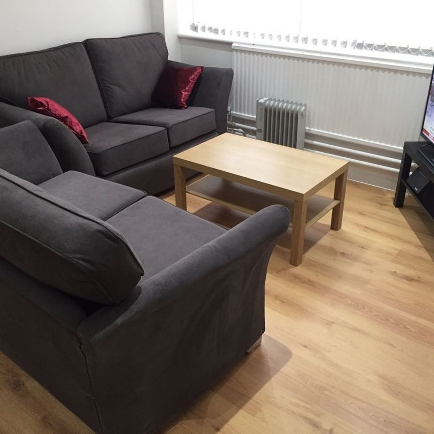 2 Bed Flat, Keswick House, LE1 - Photo 1