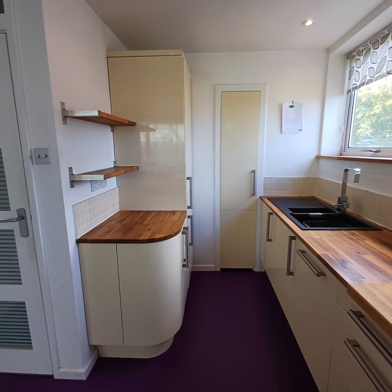 St Johns Road, Bournemouth - Photo 1