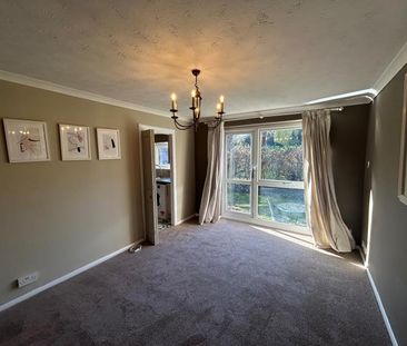 Elmfield House, Guildford, GU4 - Photo 5