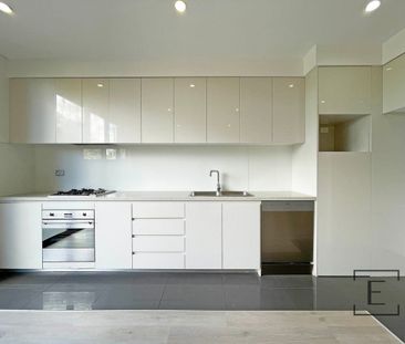 MODERN APARTMENT!! - Photo 3