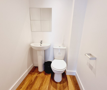 2 Bed Student Accommodation - Photo 6