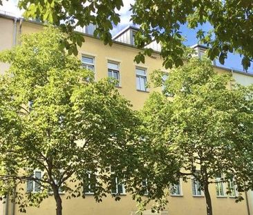 Geräumige 3-Zimmer-Wohnung mit Balkon - Foto 1