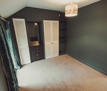 3 Bed Semi-detached House - Photo 5